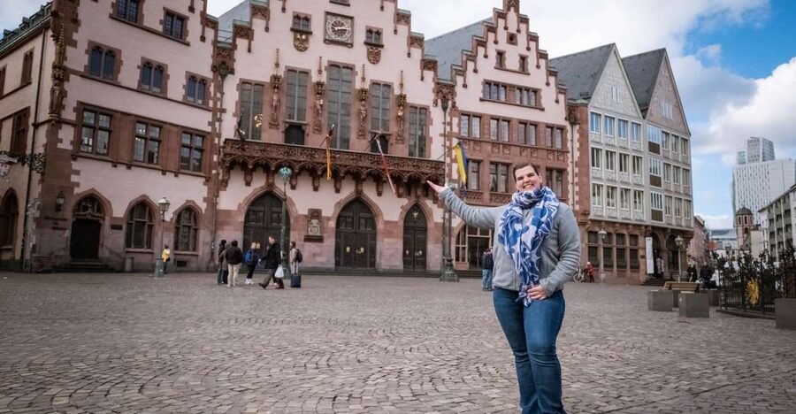 2-Hour Best of Frankfurt Walking Tour (English) - Meeting at Alte Nikolaikirche, Getting Oriented Fast