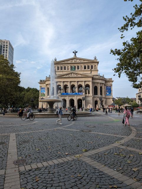 2-Hour Best of Frankfurt Walking Tour (English) - St. Bartholomews Cathedral, Gothic Power in the City Center