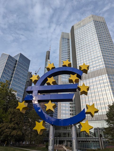 2-Hour Best of Frankfurt Walking Tour (English) - Römerberg Square and the Old Frankfurt Core