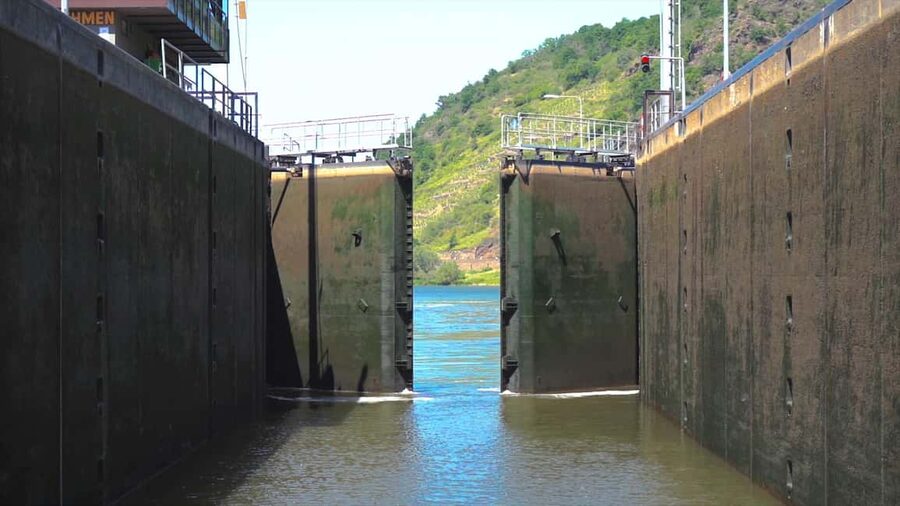 2-River Day-trip by boat to Koblenz and return from Alken - The Moselle to Rhine Route: Locks, Castles, and Vineyard Pass-Bys