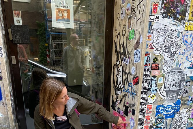 3-Hour Cologne Street Art Bike Tour in Small Group with Guide - Guides and group size: where experiences can feel intimate or frustrating