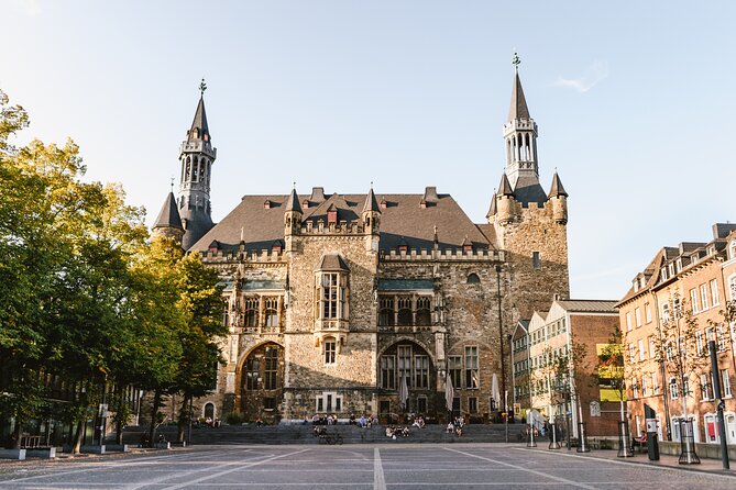 Aachen old town tour - GERMAN (public) - The pace: 1.5 hours of old streets and explain-it-right guidance