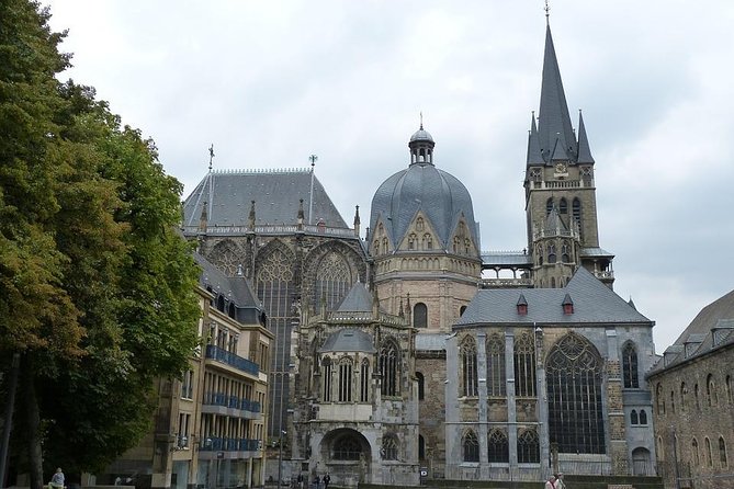 Aachen Private Walking Tour With A Professional Guide - Aachen in 90 Minutes, How the Route Builds the Story