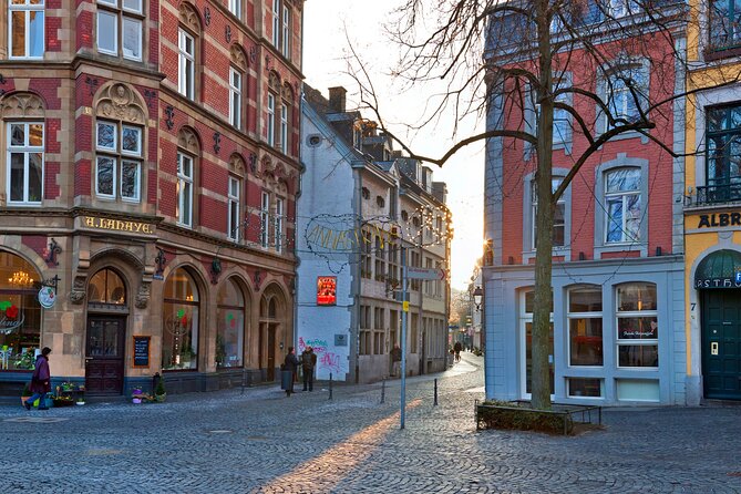 Aachen Scavenger Hunt and Highlights Self Guided Audio Tour - Timing Flexibility and Rescheduling If Weather Turns
