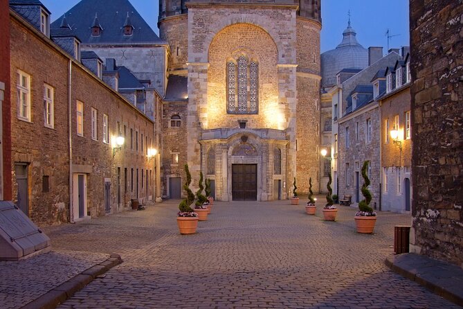 Aachen Scavenger Hunt and Highlights Self Guided Audio Tour - Starting at Ponttor, and Getting the App to Behave
