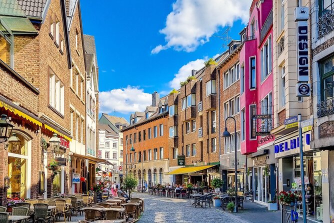 Aachen Scavenger Hunt and Sights Self-Guided Tour - The Landmark Route: Aachener Dom, Elisenbrunnen, Rathaus, and More