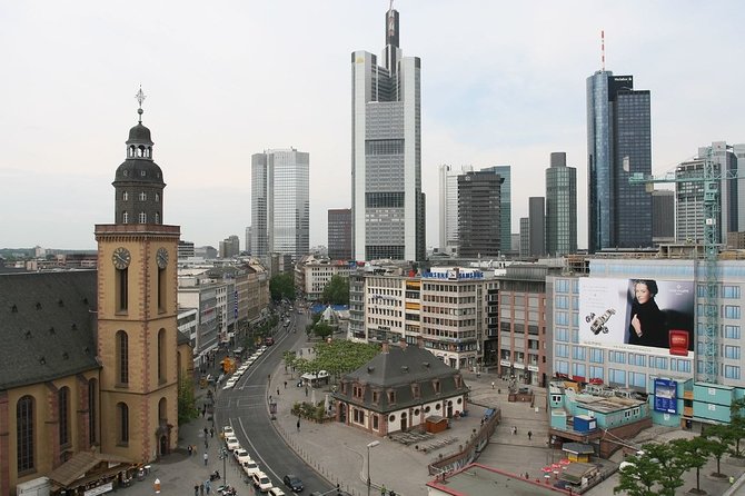 Airport Transfer: Airport FRA to Frankfurt by Luxury Van - Who this suits best in Frankfurt