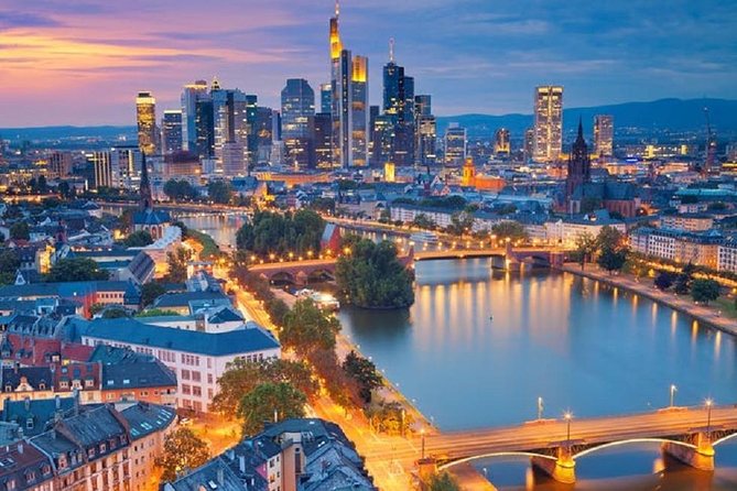 Amazing walking Frankfurt with a local guide - The pedestrian-core walk: Zeil, shopping energy, and quick local stops
