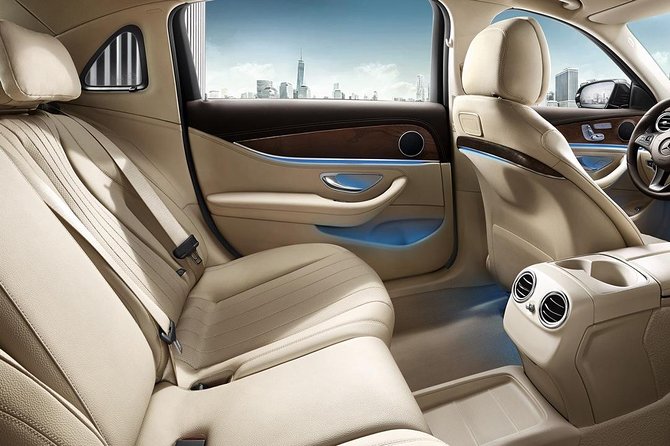 Arrival Transfer from Munich Airport to Munich City by Sedan - Key things that make this Munich arrival transfer work