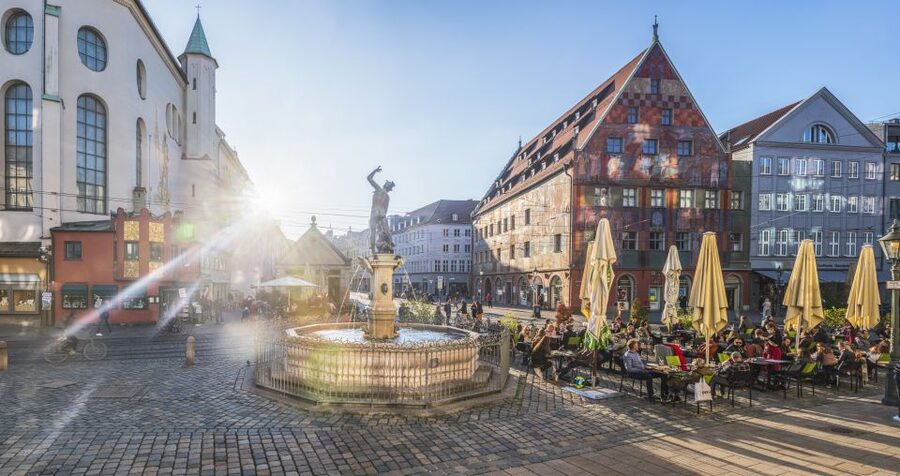 Augsburg's Water Management System - City Walking Tour - Start at the Tourist Information Center, then get your bearings fast