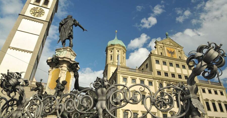Augsburg: Walking Tour with Fuggerei - Where the tour starts, and what your time slot really means