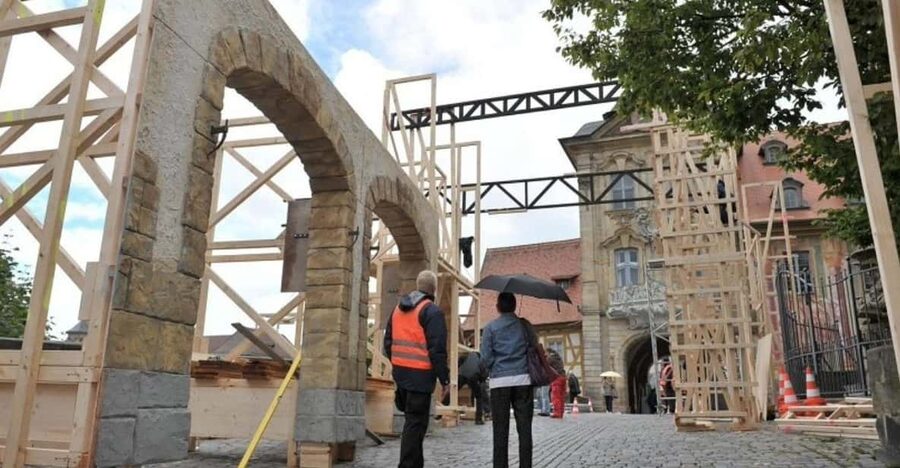 Bamberg: Where Hollywood dreams and movies are born - Schlenkerla and Domplatz: the set meets the real city
