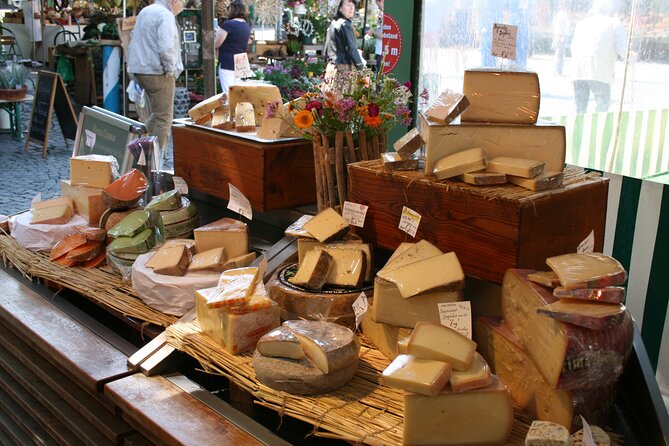 Bavarian Food Walking Tour from Munich - From Marienplatz to the Market: How the Walk Fits Together