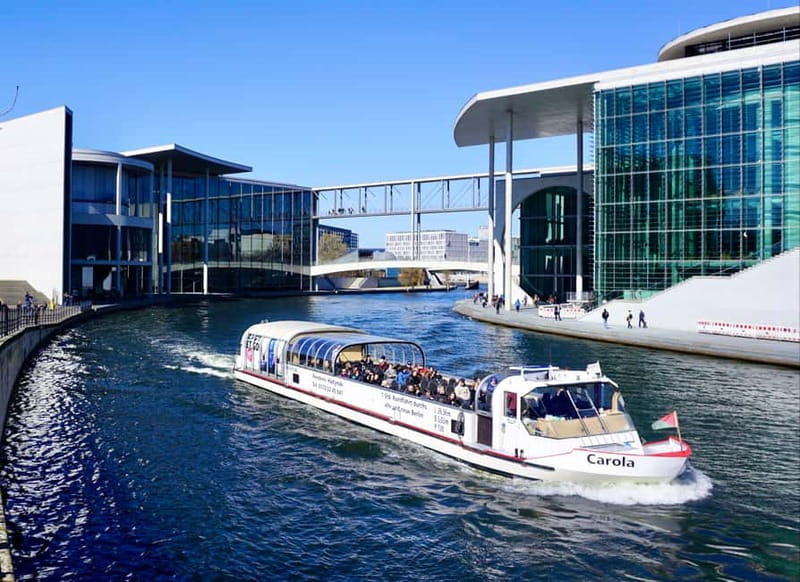 Berlin: 1-Hour Boat Tour with Bilingual Live Guide - Why this 1-hour Spree cruise is such an easy Berlin win