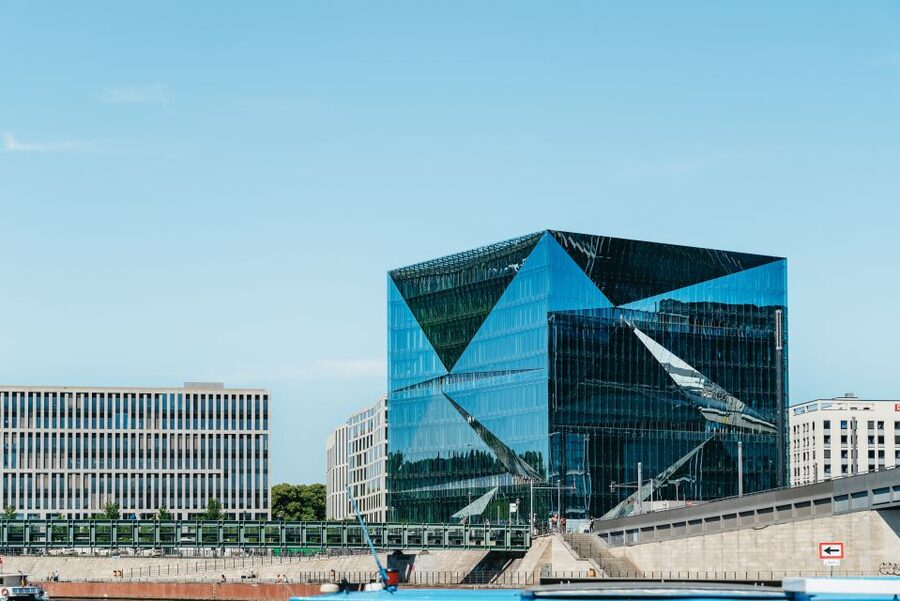 Berlin: 1-Hour City Tour by Boat with Guaranteed Seating - Reichstag, Cathedral, and Museum Island: Why This “View From Water” Works