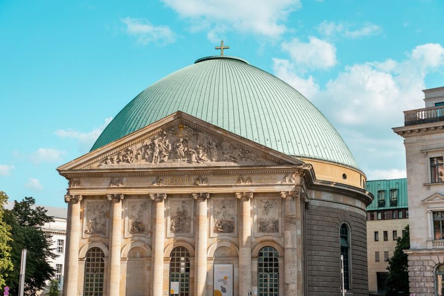 Berlin: 1-Hour Guided Tour of the Historic Center - Museum Island: Culture With a Sense of Order