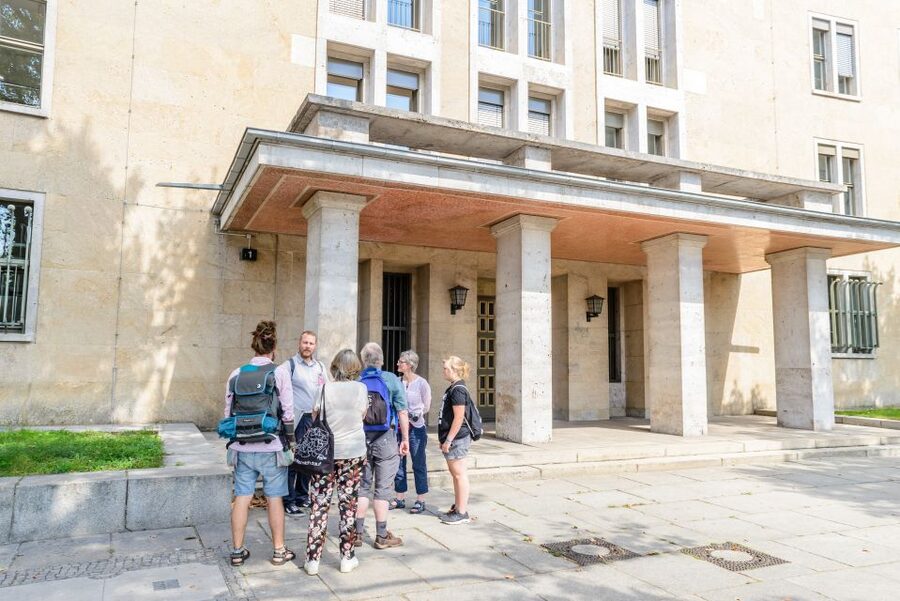 Berlin: 2.5-Hour Walking Tour through Kreuzberg 61 - Viewpoints and monuments: Schinkel’s national monument and Prussian memorials