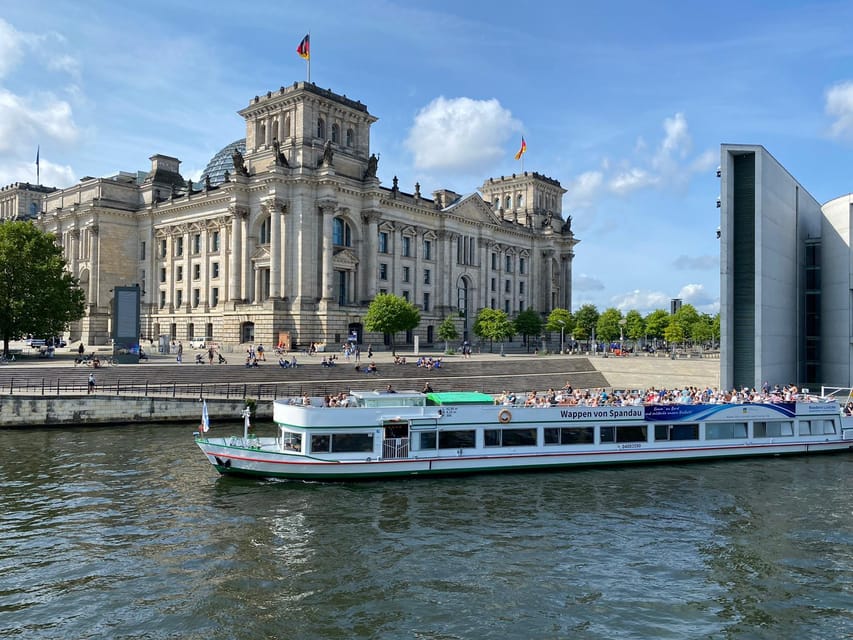 Berlin: 3.5-Hour Sightseeing Cruise on the Spree River - Getting Onboard at Lindenufer (Spandau), and Why This Route Works