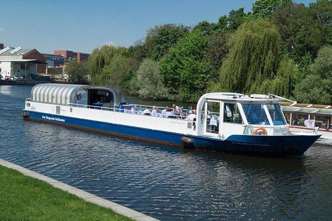 Berlin 3-Course Dinner Cruise - Welcome Prosecco, Then Your Included Drinks