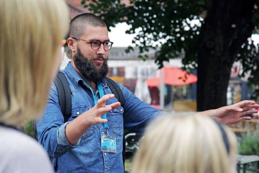 Berlin: 3-Hour Street Art Tour - Weather, Footwear, and Photo Reality Check