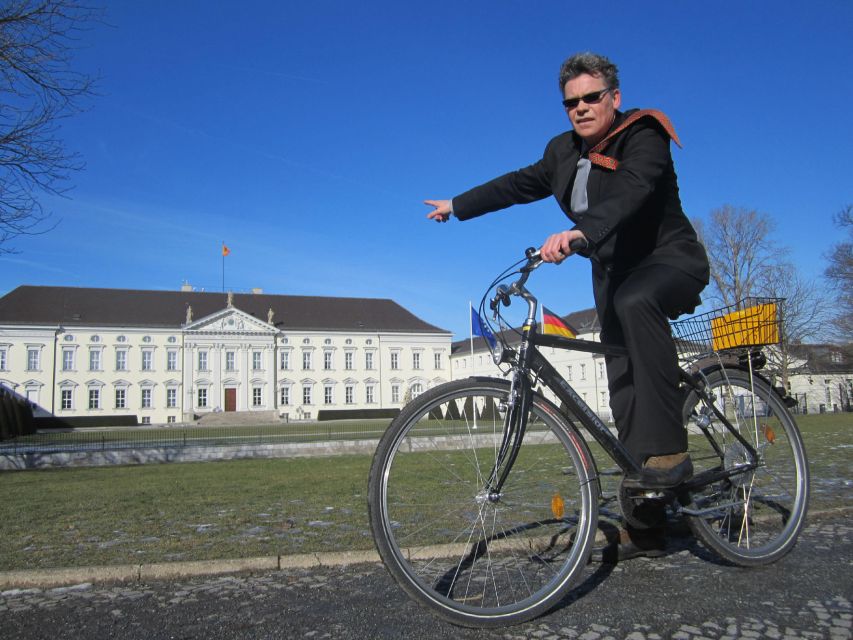 Berlin: 48-Hour or 72-Hour Bike Rental - Riding Along the Spree and Through Two Berlins