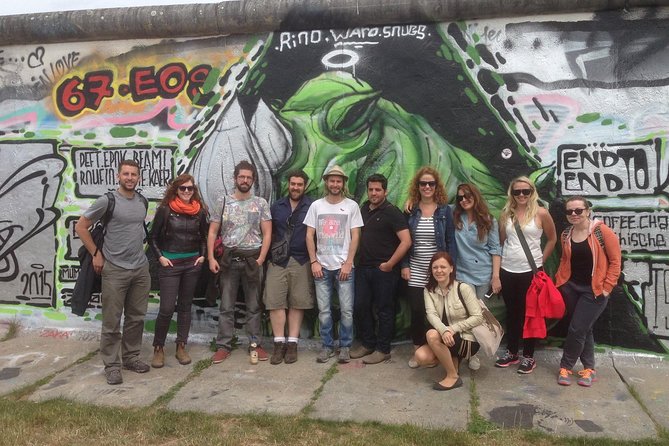 Berlin: Alternative Street Art Tour - Friedrichshain Walls: Where Graffiti and Mural Messages Meet