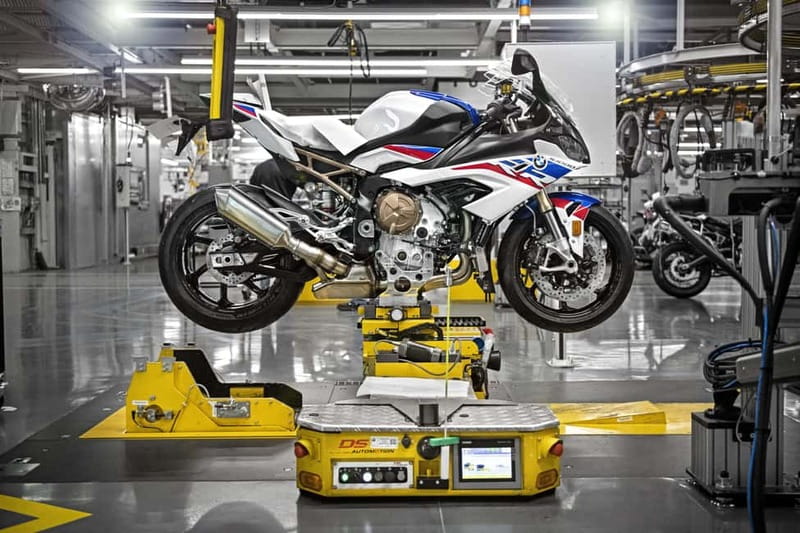Berlin: BMW Motorrad Production – See How Bikes Are Built - The factory experience: 75-second assembly rhythm and modern logistics