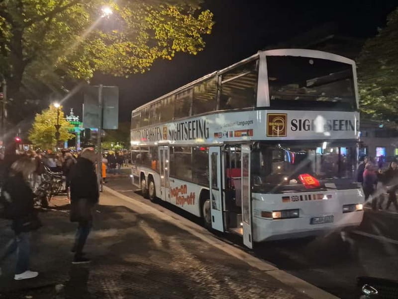 Berlin: Bus Tour by Night with Live Commentary - Why Berlin at night looks different from the bus
