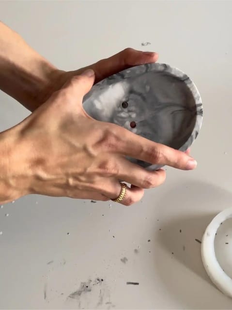 Berlin: Casting Workshop with Natural Materials - Who Should Book This Workshop in Berlin