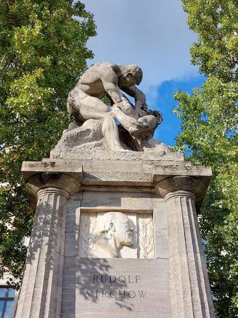 Berlin: Charité Hospital History Walking Tour - Rachel Hirsch and women in Prussia medicine