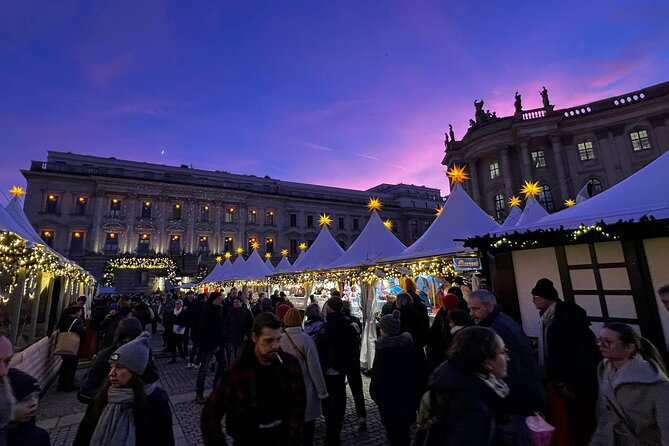 Berlin Christmas Markets Walking Tour - Humboldt Forum: light installations and a modern market mood