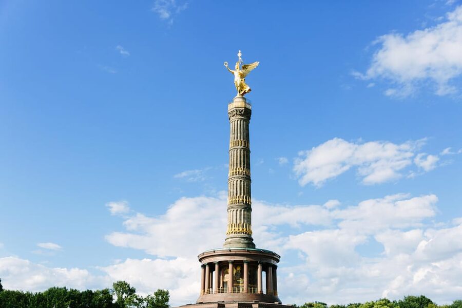 Berlin City Bike Tour with Beer Garden Stop - Pace, Photo Time, and How to Ride Without Stress