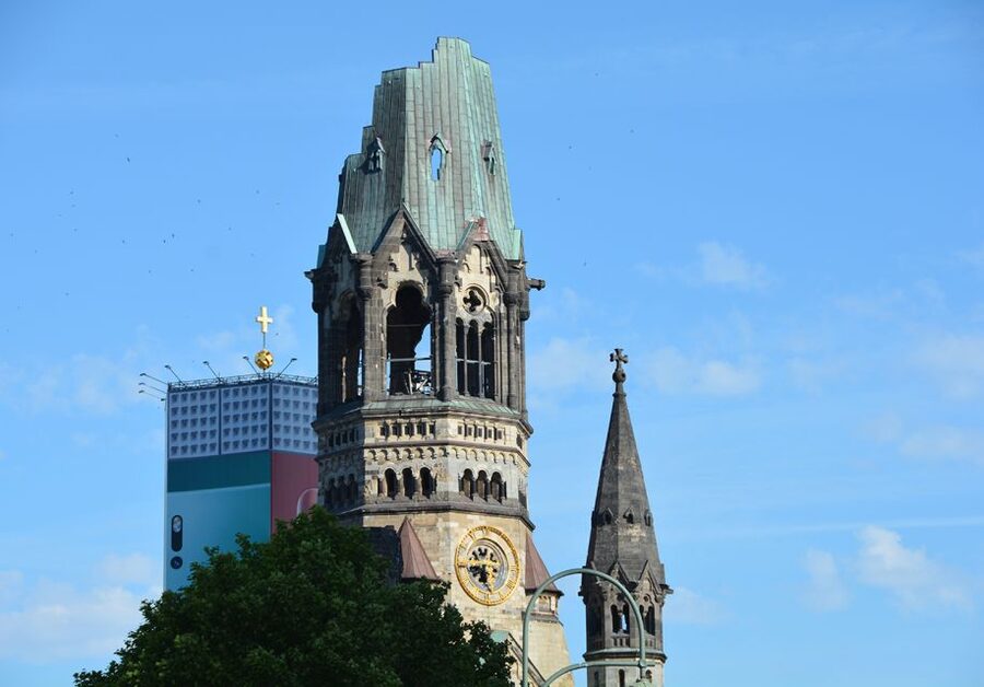 Berlin: City-West Walking Tour with a Real Berliner - Kurfürstendamm, Where the Avenue Tells the Story