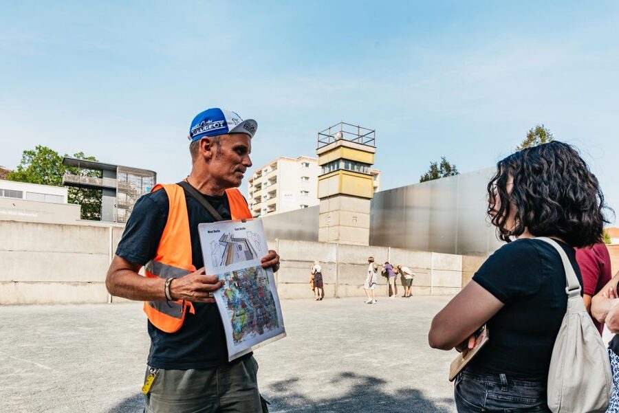 Berlin: Cold War Era History Guided Bike Tour - Pace, distance, and how to make the day feel easy