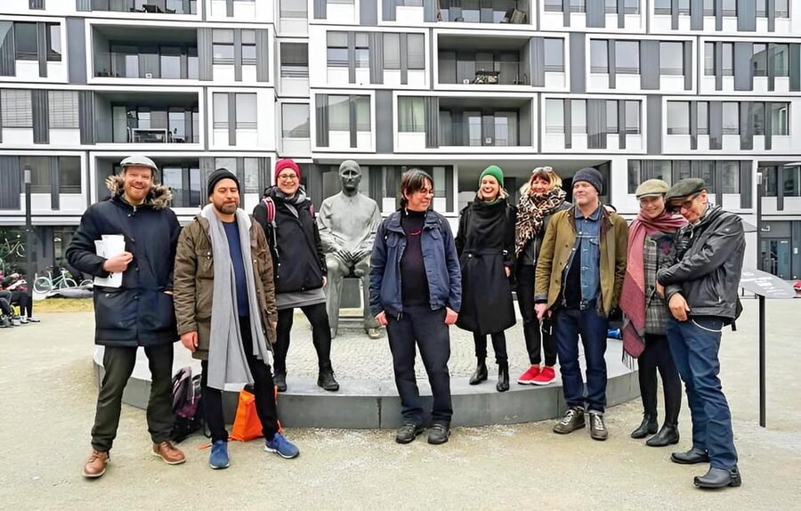 Berlin: David Bowie & 1970s Berlin Guided Walking Tour - Starting at Ständige Vertretung, then threading West Berlin
