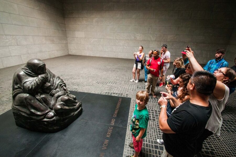 Berlin: Discover Berlin Walking Tour - Price and value: why $23 can be a smart decision