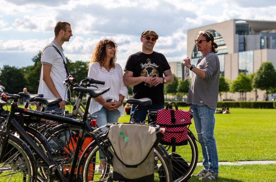 Berlin: E-Bike Tour of the Berlin Wall and Mitte Highlights - Start at Bornholmer Strasse, Then Recreate the Fall of the Wall