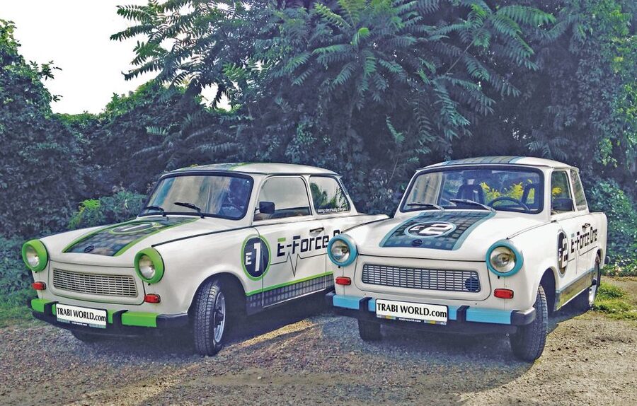 Berlin: E-Trabi City Tour - Meeting at TrabiWorld, getting instruction fast, then rolling out together