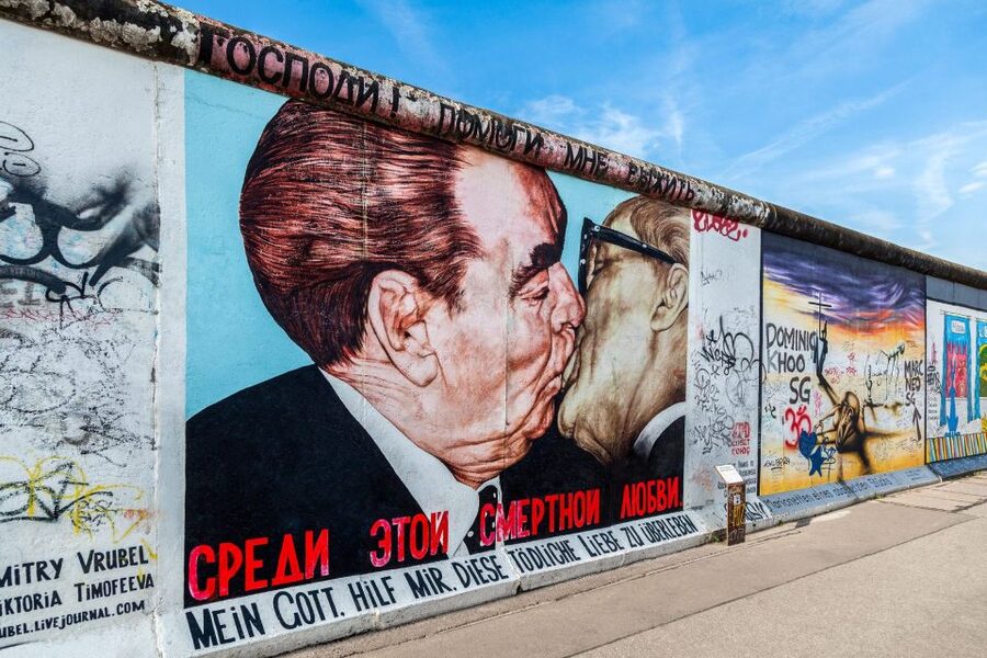 Berlin: East Side Gallery and Cold War Segway Tour - Why the East Side Gallery is the perfect Segway mission