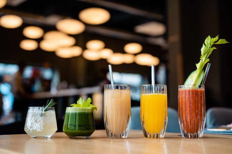 Berlin: Fine Dining Breakfast with Champagne in Schoneberg - Who should book this Champagne breakfast in Schoeneberg?