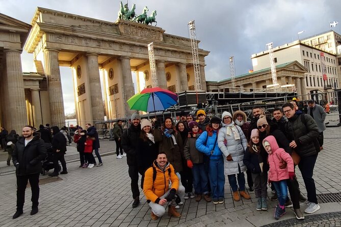 BERLIN FULL in 3.5h (Guide + Headphones) - Getting oriented fast: Azem Bistro start and a finish at Pariser Platz