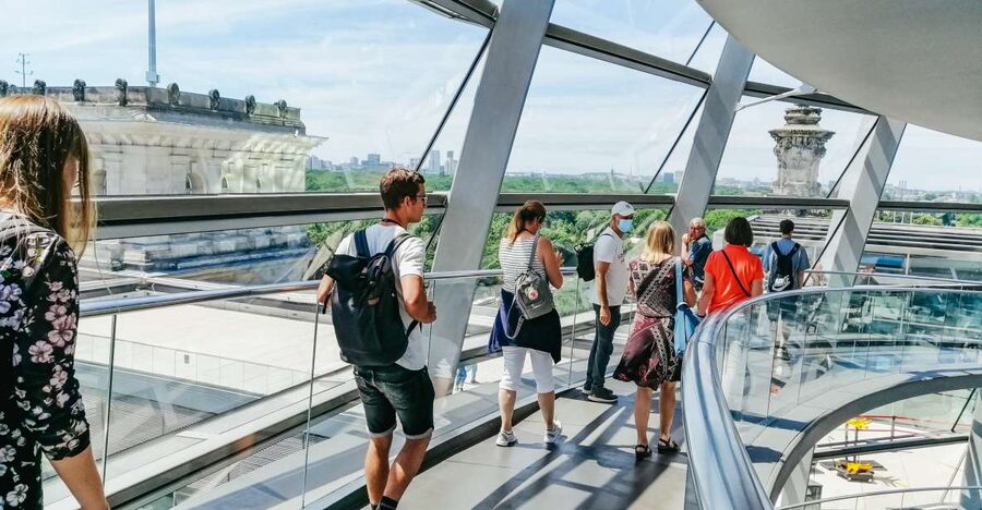 Berlin: Government Quarter Tour and Reichstag Dome Visit - Start Point Near Innovationszentrum: How the Tour Begins
