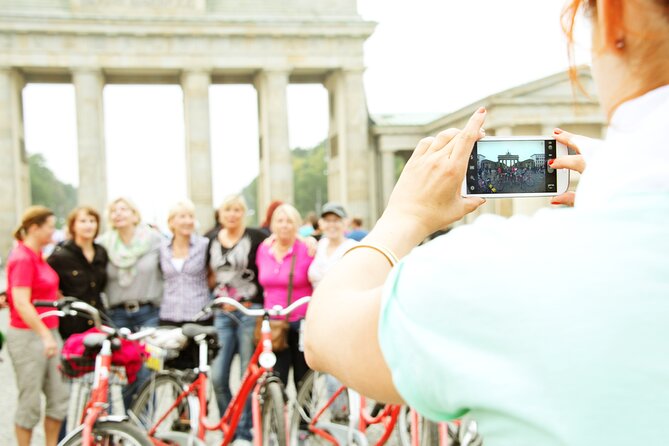 Berlin: Guided Private Bike Tour to Explore the Highlights - Key highlights that make this bike tour worth it
