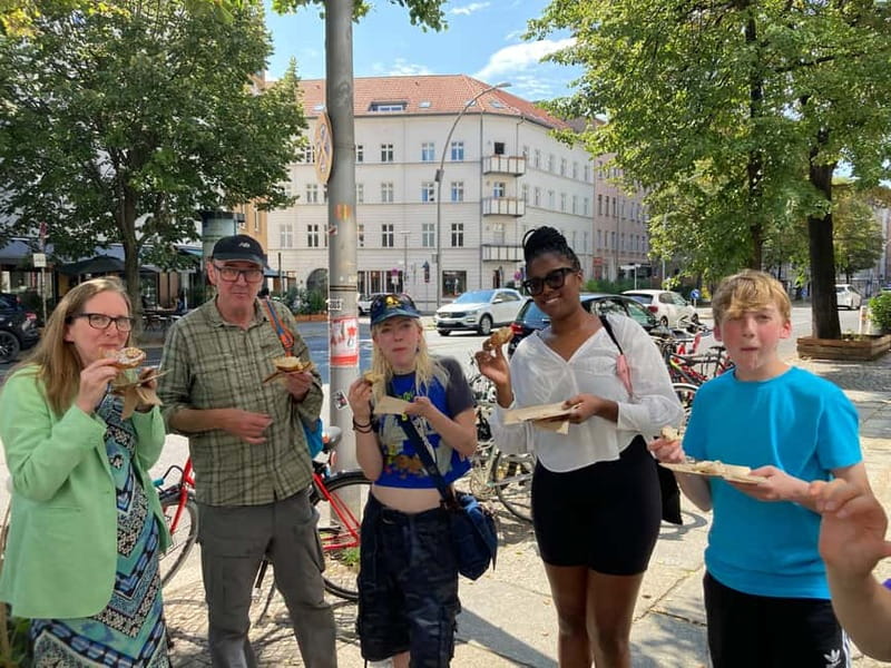 Berlin: Guided Street Food Tour with Tastings - Starting at The Sanctuary bakery on Torstraße, then getting your bearings fast