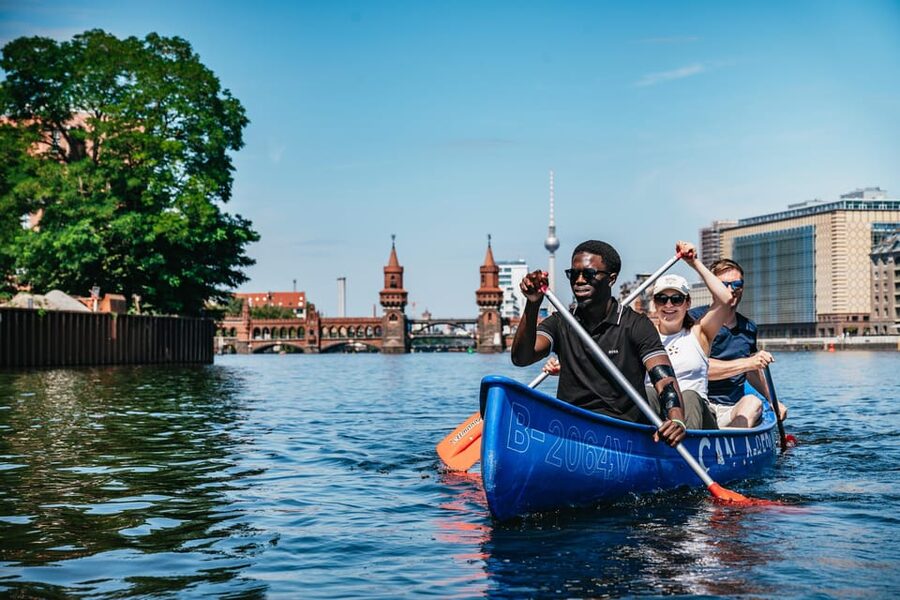 Berlin: Guided Tour by Canoe - Key takeaways