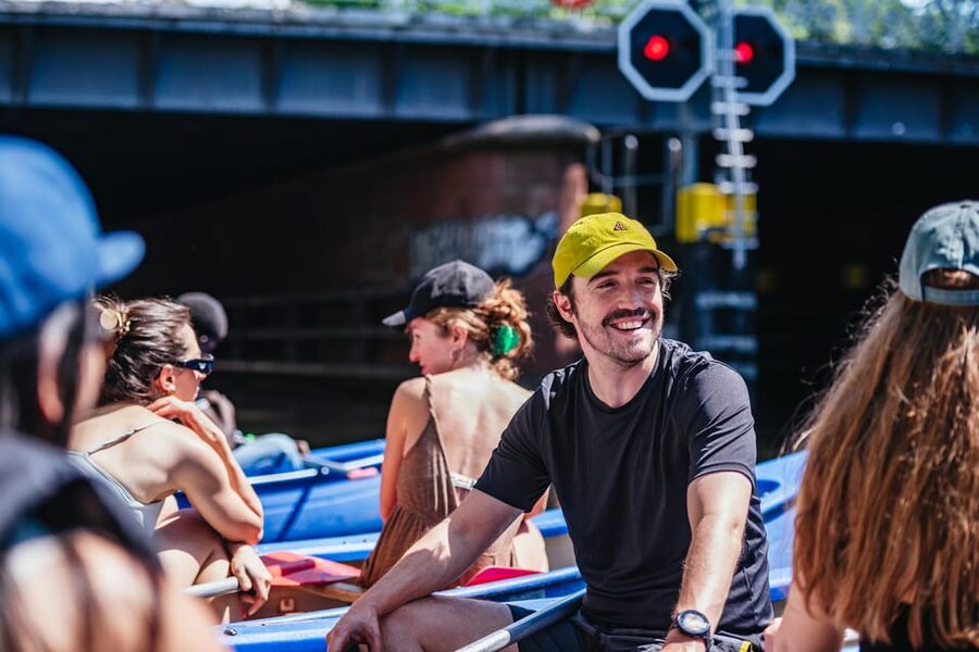 Berlin: Guided Tour by Canoe - Meeting the Blue Canoes at Port Biergarten Jockel