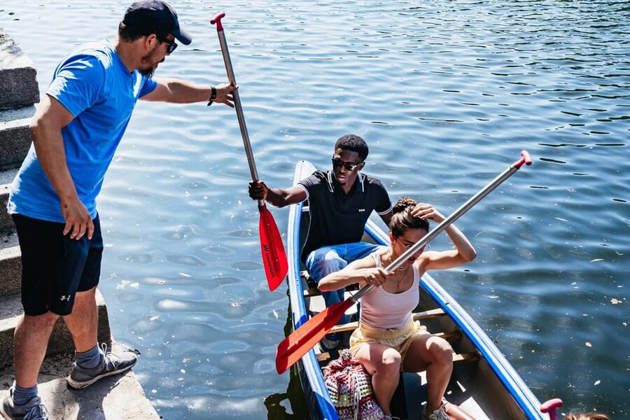 Berlin: Guided Tour by Canoe - Oberbaum Bridge and the Canal Views You Can’t Recreate