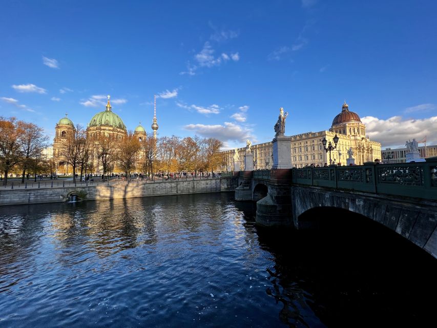 Berlin: Guided Walking Tour in English - Gendarmenmarkt, the square that earns its reputation