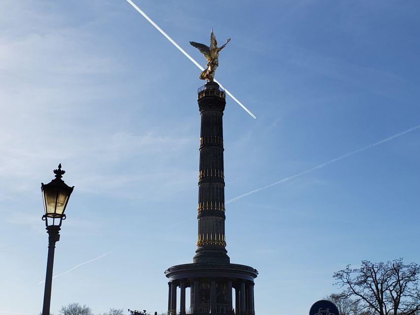 Berlin: Highlights of the City - a Private Bus Tour - Brandenburg Gate photo stop and Berlin Victory Column views