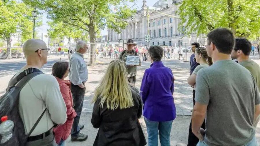Berlin: Hitler's Berlin The Rise & Fall Guided Walking Tour - Why Hitler’s Berlin Works Better on Foot